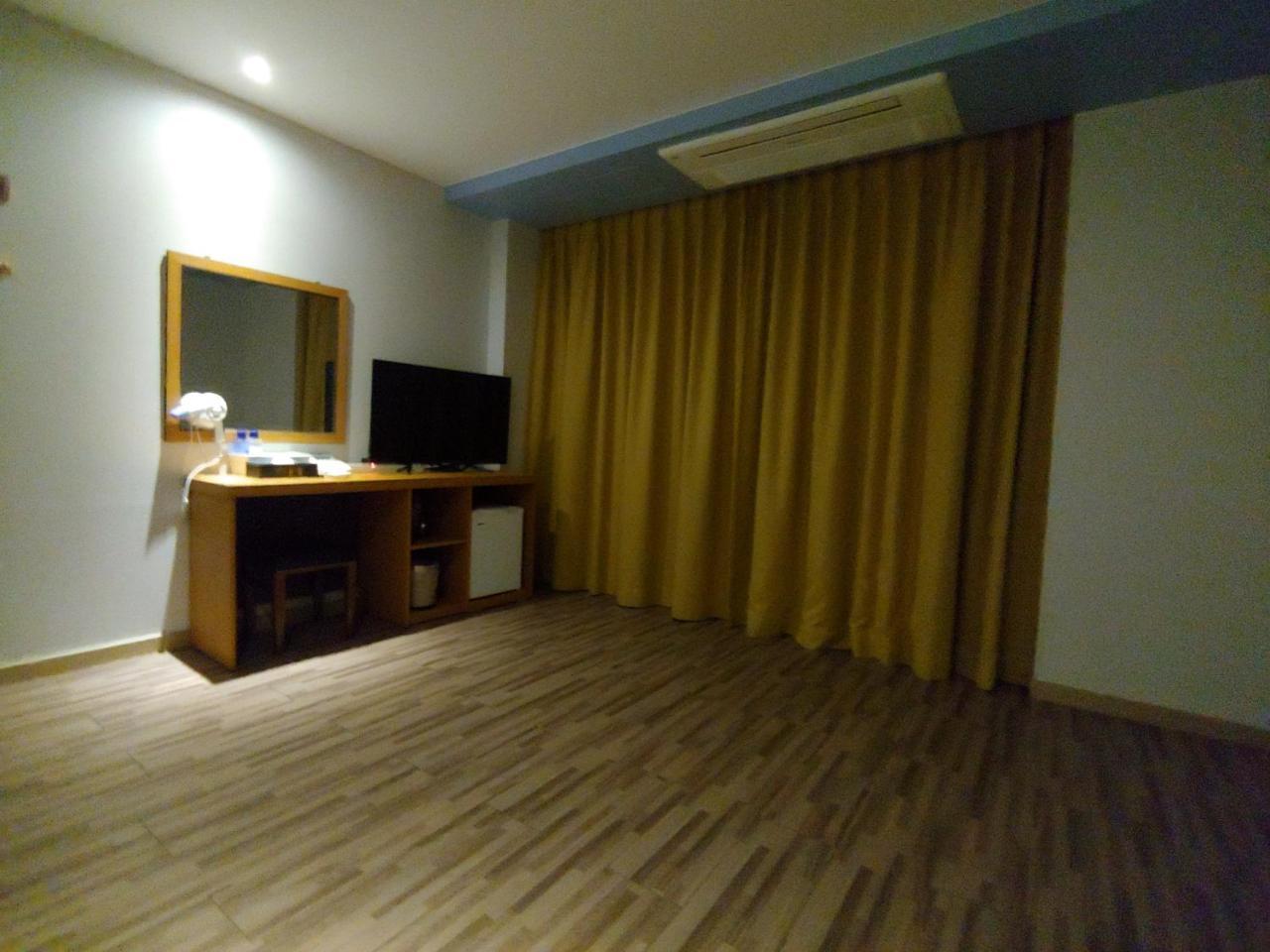 Gallery Hotel Bnb Czedżu Zewnętrze zdjęcie