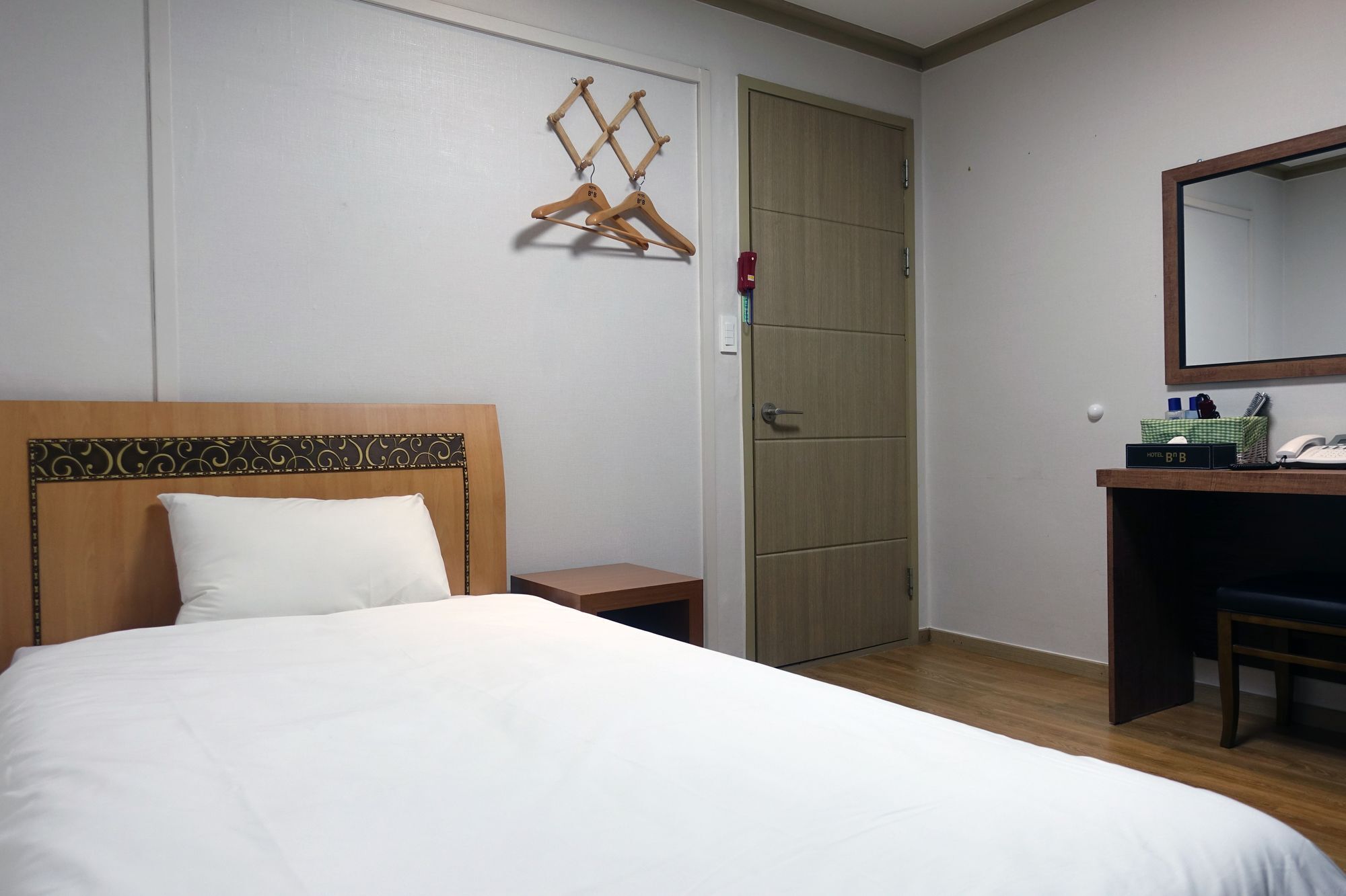 Gallery Hotel Bnb Czedżu Zewnętrze zdjęcie