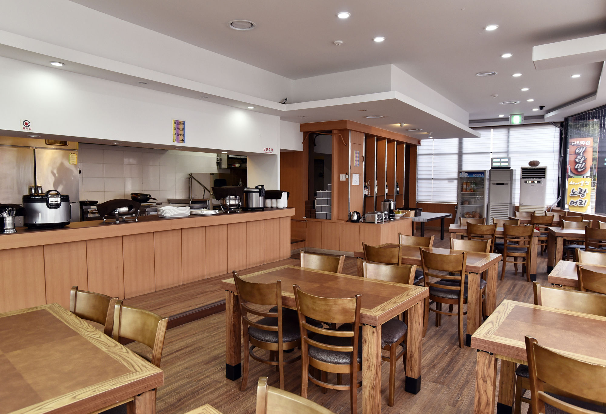 Gallery Hotel Bnb Czedżu Zewnętrze zdjęcie