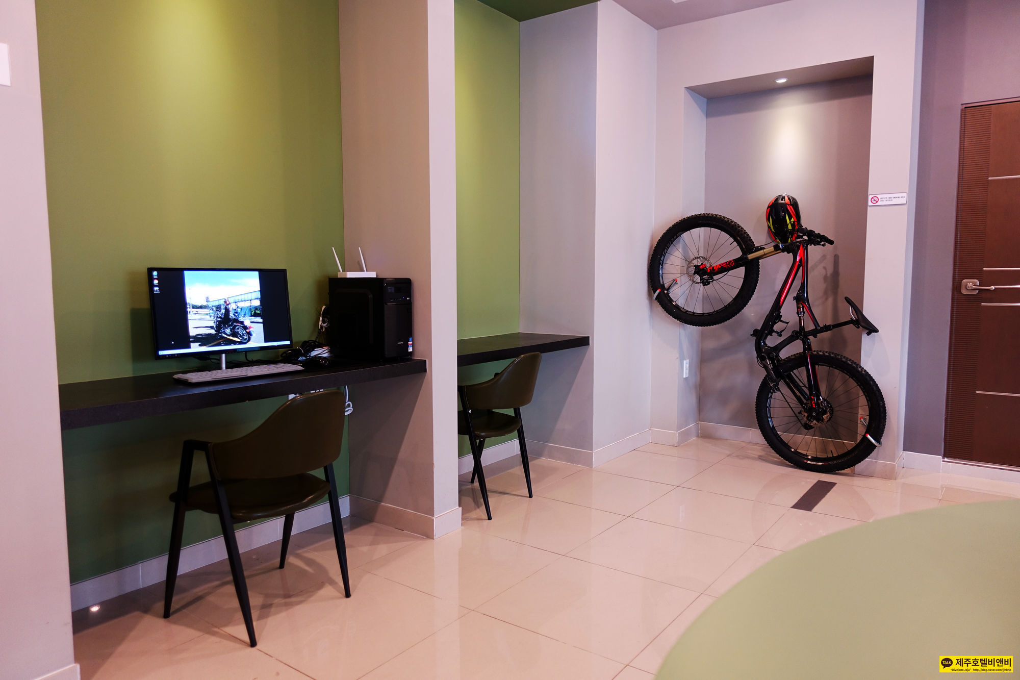 Gallery Hotel Bnb Czedżu Zewnętrze zdjęcie