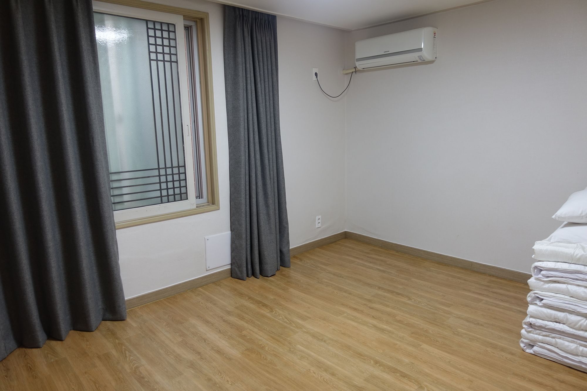 Gallery Hotel Bnb Czedżu Zewnętrze zdjęcie